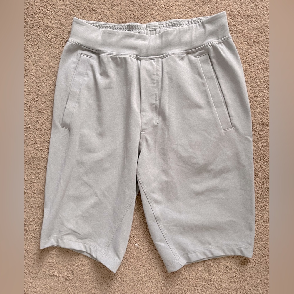 Lululemon sweat shorts sz m